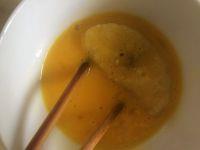 鸡蛋煎蜜枣粽子的做法步骤4