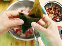 竹叶粽子的做法步骤9