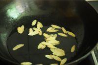 黄芪大米豆浆的做法步骤1