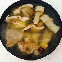 胡椒豆腐鲤鱼汤的做法步骤8