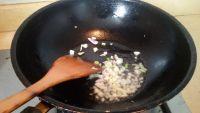 紫苏肉香鱼鳔的做法步骤3
